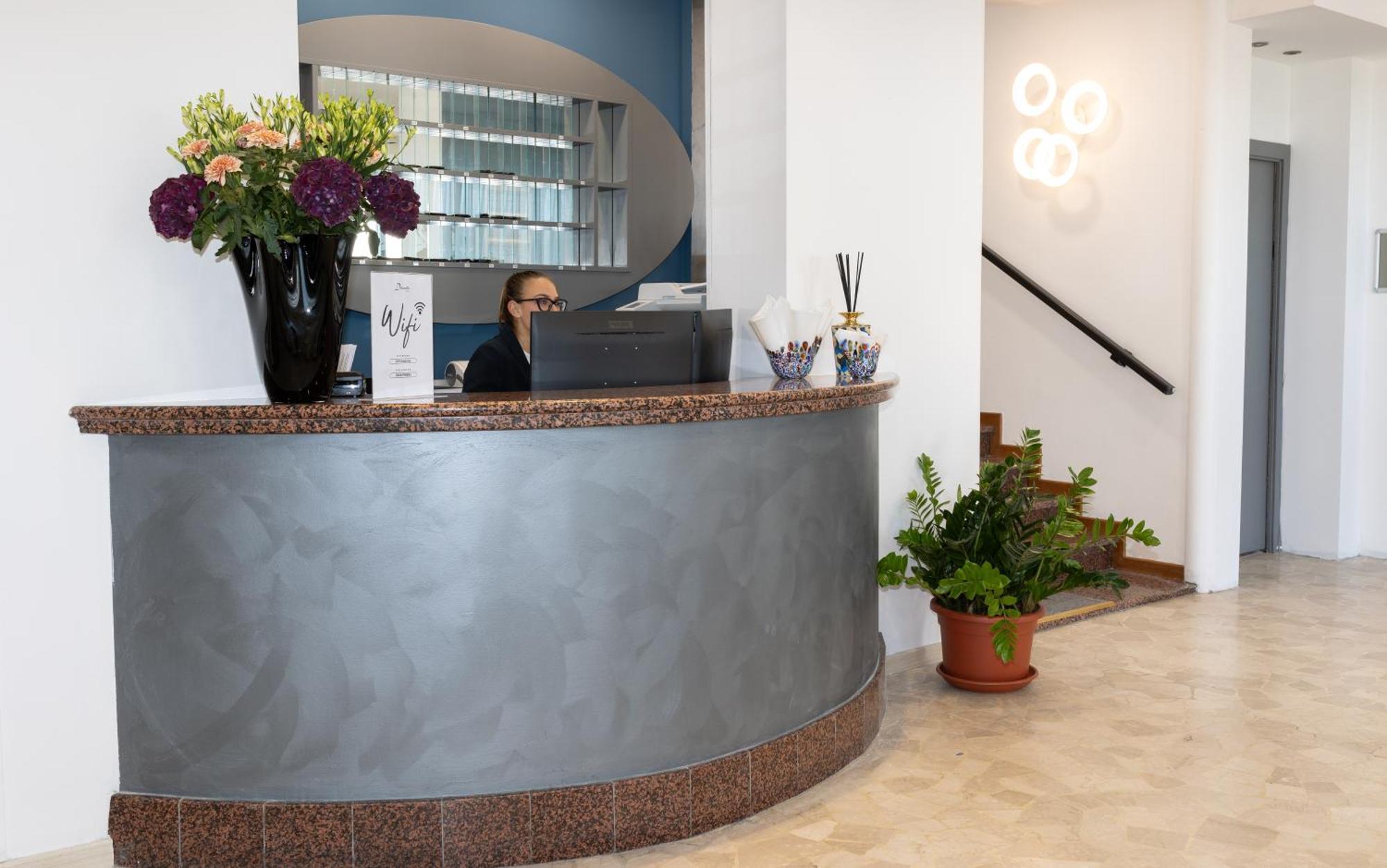 Hotel Delaville Frontemare Lido di Jesolo Kültér fotó